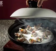 Salt-Baked Large Red Snail