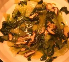 Bok Choy with Mushrooms