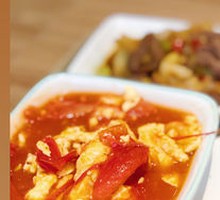 Scrambled Eggs with Tomatoes