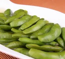 Sauce-Infused Edamame Stalks
