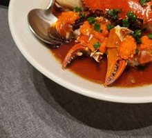 Steamed Crab with Hand-Made Meat Patties