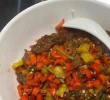 Stir-Fried Beef with Yellow Onion