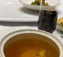 Bird's Nest Mushroom and Old Chicken Soup