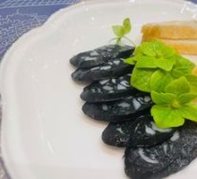 Octopus Intestine and Fish Cake