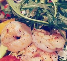 Shrimp and Mango Salad