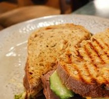 Grilled Beef Italian Sandwich