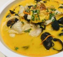Bird's Nest Mushroom Fish Soup