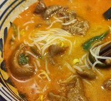 Spicy Pork Intestine Rice Noodles