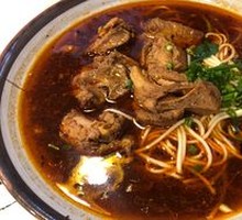 Braised Pork Rib Noodles