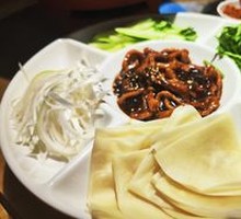 Beijing-style Shredded Pork in Soy Sauce