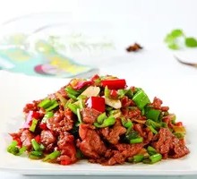 Stir-Fried Beef with Yellow Onion
