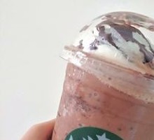 Matcha Cocoa Crunch Frappuccino