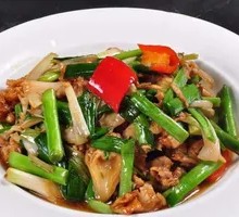 Stir-fried Beef Offal with Garlic
