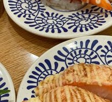 Grilled Caramelized Salmon Sushi