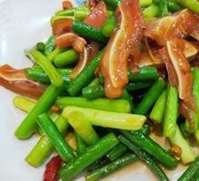 Garlic Shoots with Salted Pig Ear