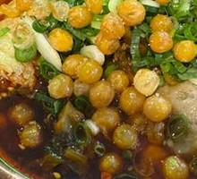Pickled Pepper Copper Pot Beef Noodles