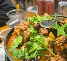 Fatty Intestine with Taro and Chicken