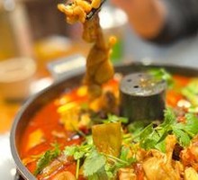 Spicy Pig Intestine and Frog