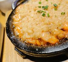 Grilled Garlic Shrimp on Stone Plate