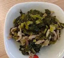 Snow Cabbage and Pork Noodle Topping