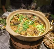 Bàowáng Biéjī Pot