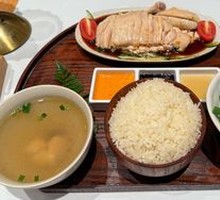 Signature Hainanese Chicken Rice