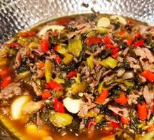 Signature Pickled Vegetable Stir-fried Beef Short Plate