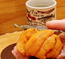 Sea Urchin Sushi