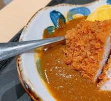 Egg-Covered Pork Cutlet Curry Rice