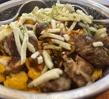 Curry Cheese Beef Hot Pot Rice