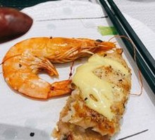 Lemon Garlic Shrimp on Iron Plate