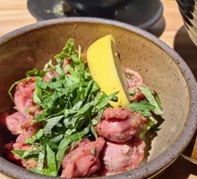 Stir-fried Chicken Gizzards with Large Leaf Butter