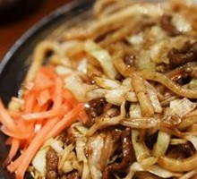 Beef Stir-Fried Udon