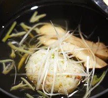 Kuruma Crab Dumpling Soup