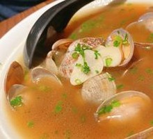 Butter-Boiled Clams