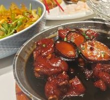 Braised Abalone with Pig Trotters