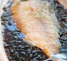 Red Steamed Fragrant Fish