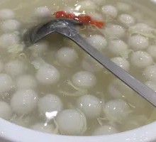 Sweet Rice Balls in Fermented Wine