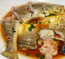 Black Pork Steamed Yellow Croaker