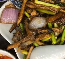 Spicy Tea Tree Mushroom Hot Pot