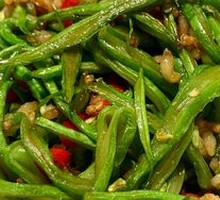 Braised String Beans in Clay Pot