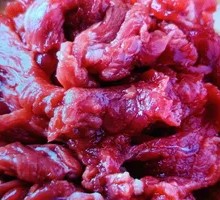 Stir-Fried Yellow Beef