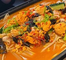 Headline Fresh Fish Offal Hot Pot