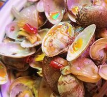 Happy Spicy Clams