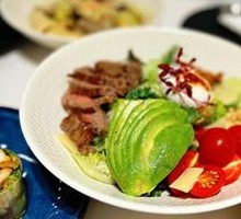 Australian Grass-fed Beef and Avocado Salad