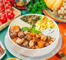 Black Pepper Beef Rice