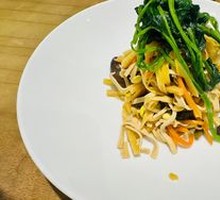 Eighteen Fresh Delicacies of Jiangnan