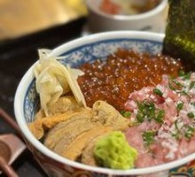 Ultimate Three-Color Seafood Donburi
