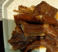 Braised Whole Goose Feet