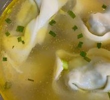 Chicken Soup with Shepherd's Purse and Pork Dumplings